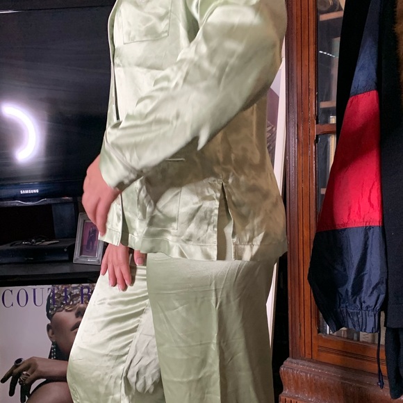 Vera Wang Satin Pajama Set - Picture 4 of 7